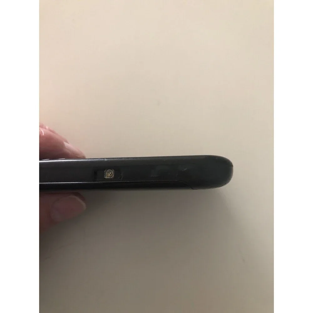 Blackberry Curve 8520 -AT&T No Cord parts only Black with battery